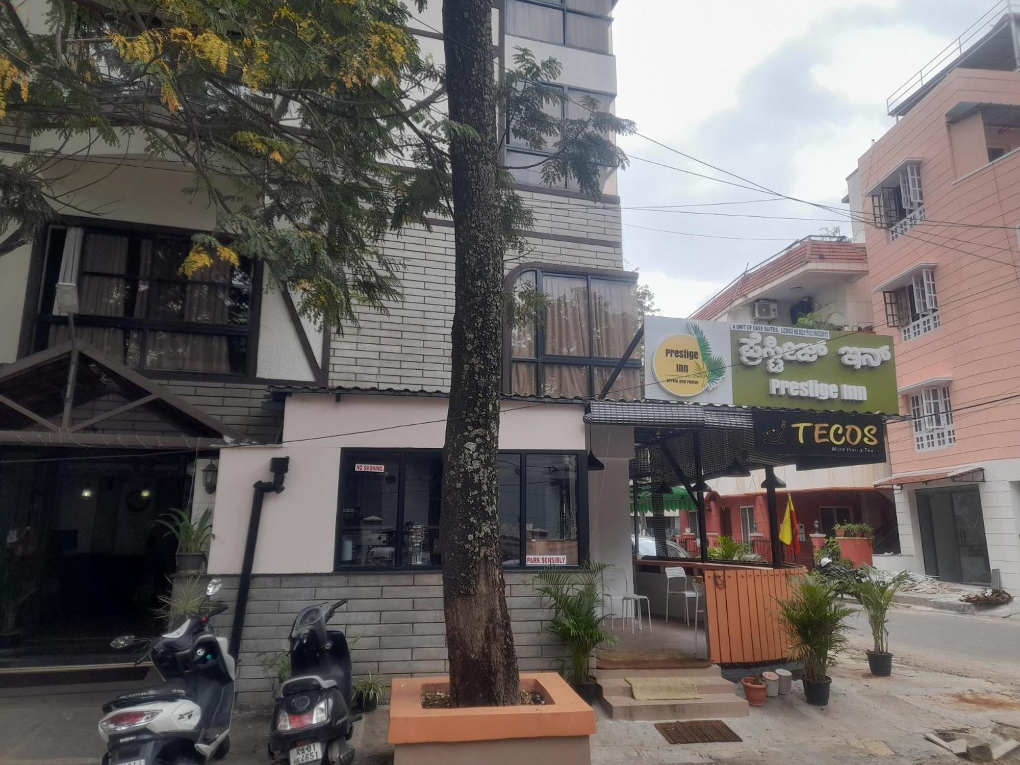 Hotel Prestige Inn Bangalore Exterior foto